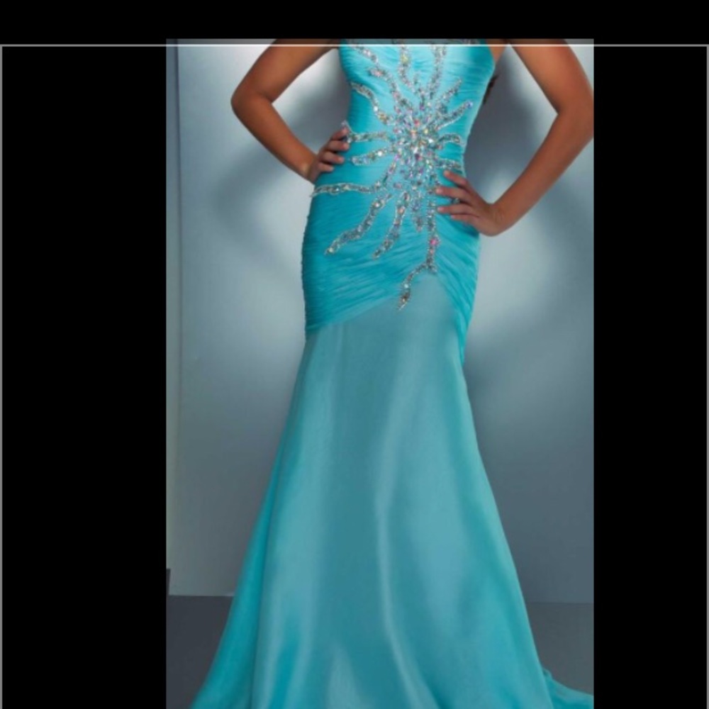 Cassandra Stone by Mac Duggal gown
